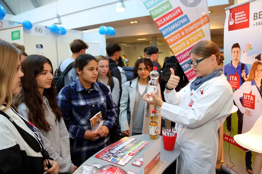 Berufs- und Studieninformationstag: Jede Menge Infos für Schülerinnen und Schüler